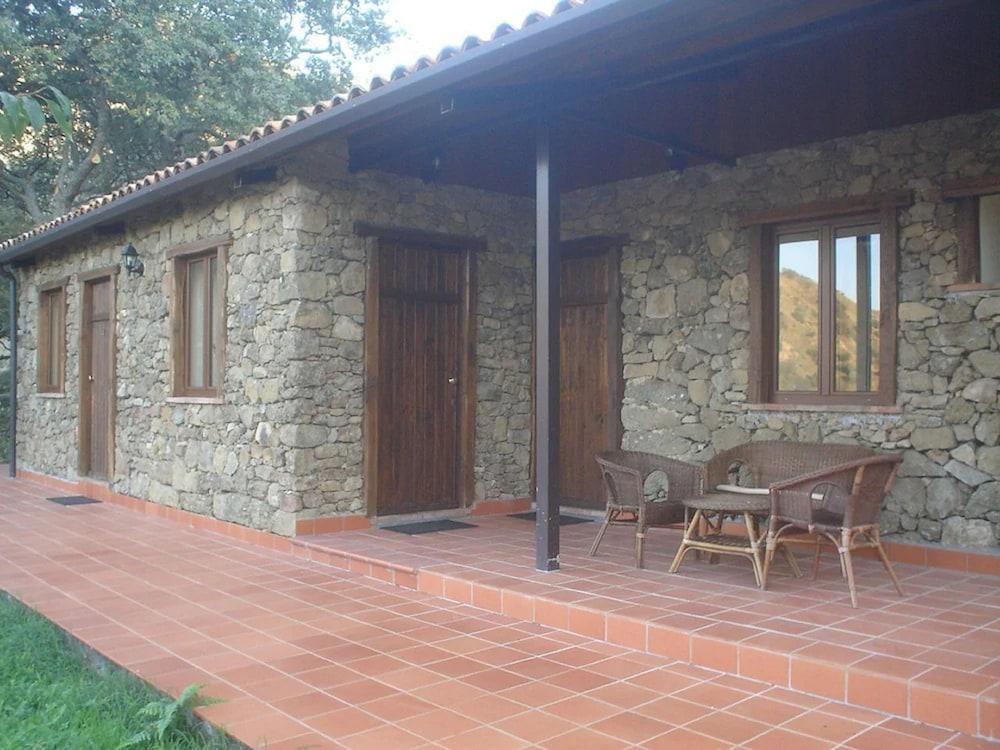 Agriturismo San Cataldo Motta Camastra Exterior photo