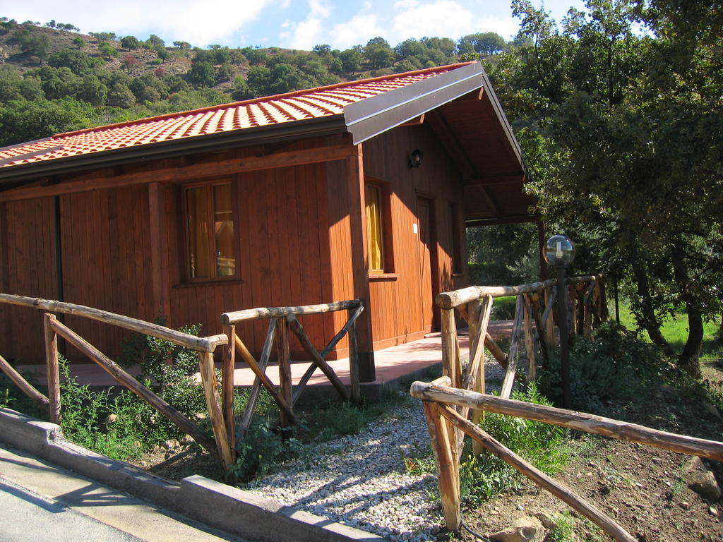 Agriturismo San Cataldo Motta Camastra Exterior photo