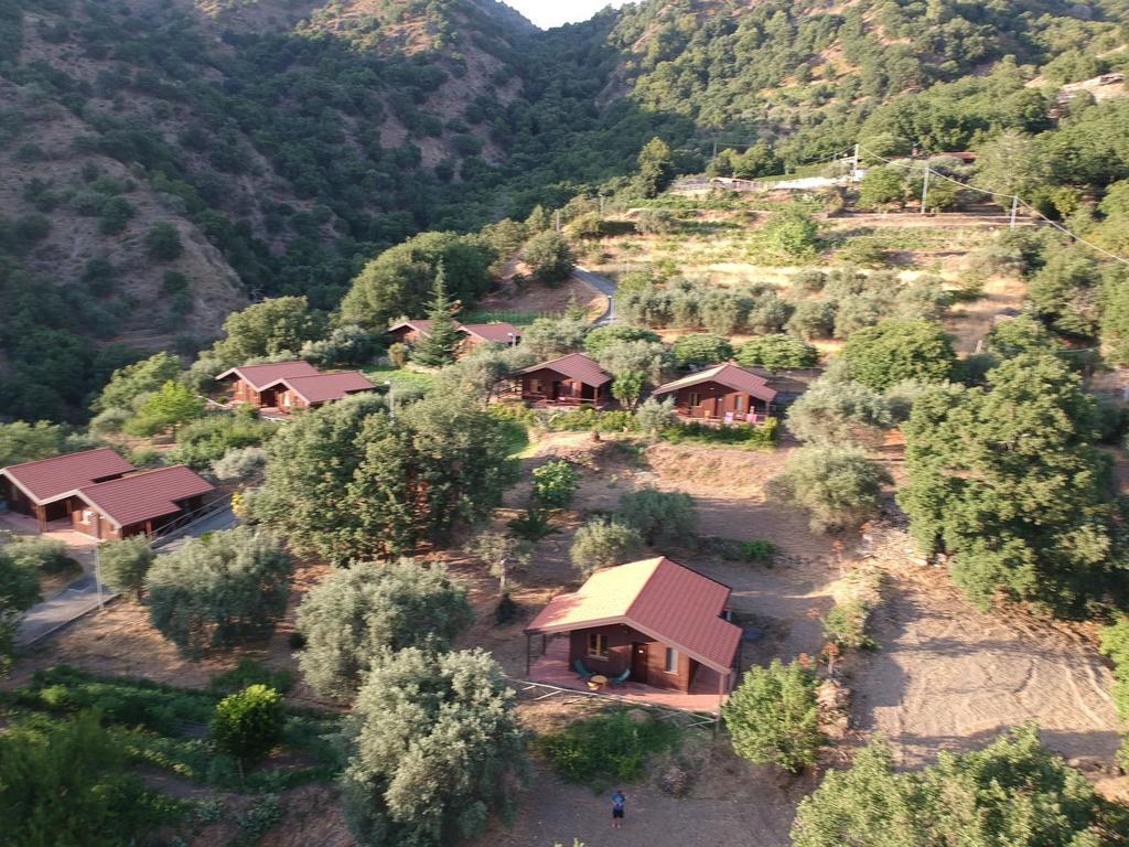 Agriturismo San Cataldo Motta Camastra Exterior photo